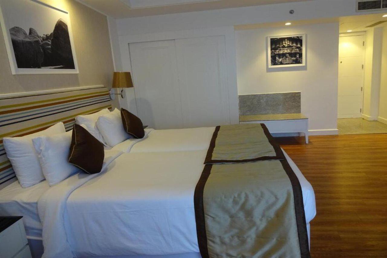 Amanora The Fern Hotels & Club Mundhva Dış mekan fotoğraf
